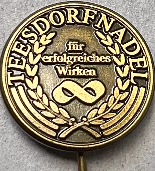 Teesdorfnadel für erfolgreiches Wirken