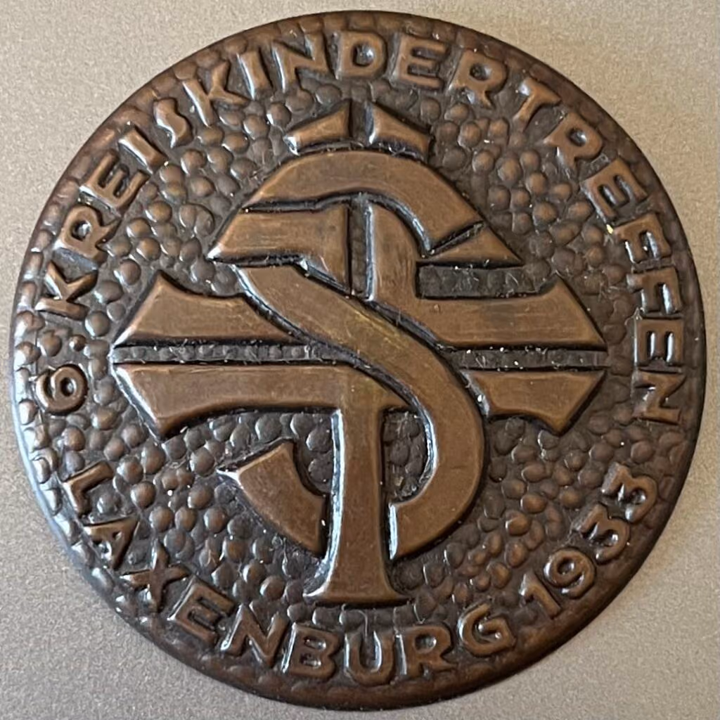 Arbeiter- Turn- und Sportbund - 6. Kreiskindertreffen Laxenburg 1933