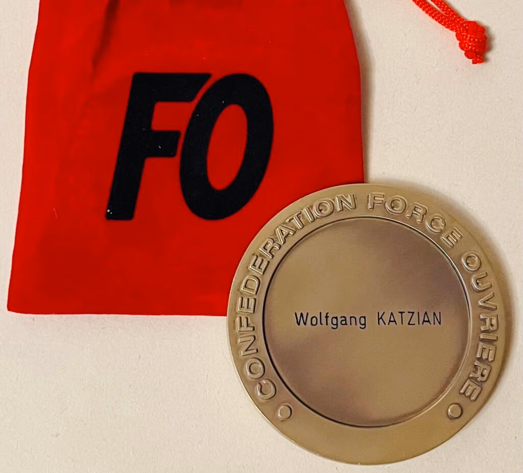 Force Ouvriere - Confederation Generale du Travail - Ehrenmedaille für ÖGB-Präsident Wolfgang Katzian