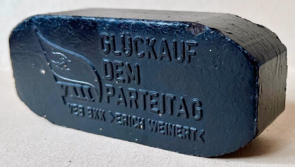 Glückauf dem VIII. Parteitag