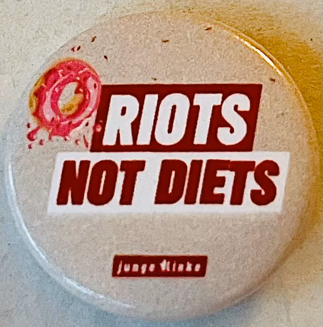 Junge Linke - Riots not Diets