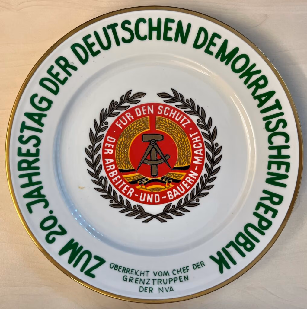 Zum 20. Jahrestag der Deutschen Demokratischen Republik