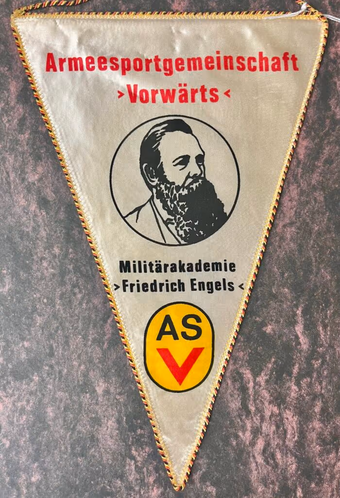 Armeesportgemeinschaft "Vorwärts" - Militärakademie "Friedrich Engels"