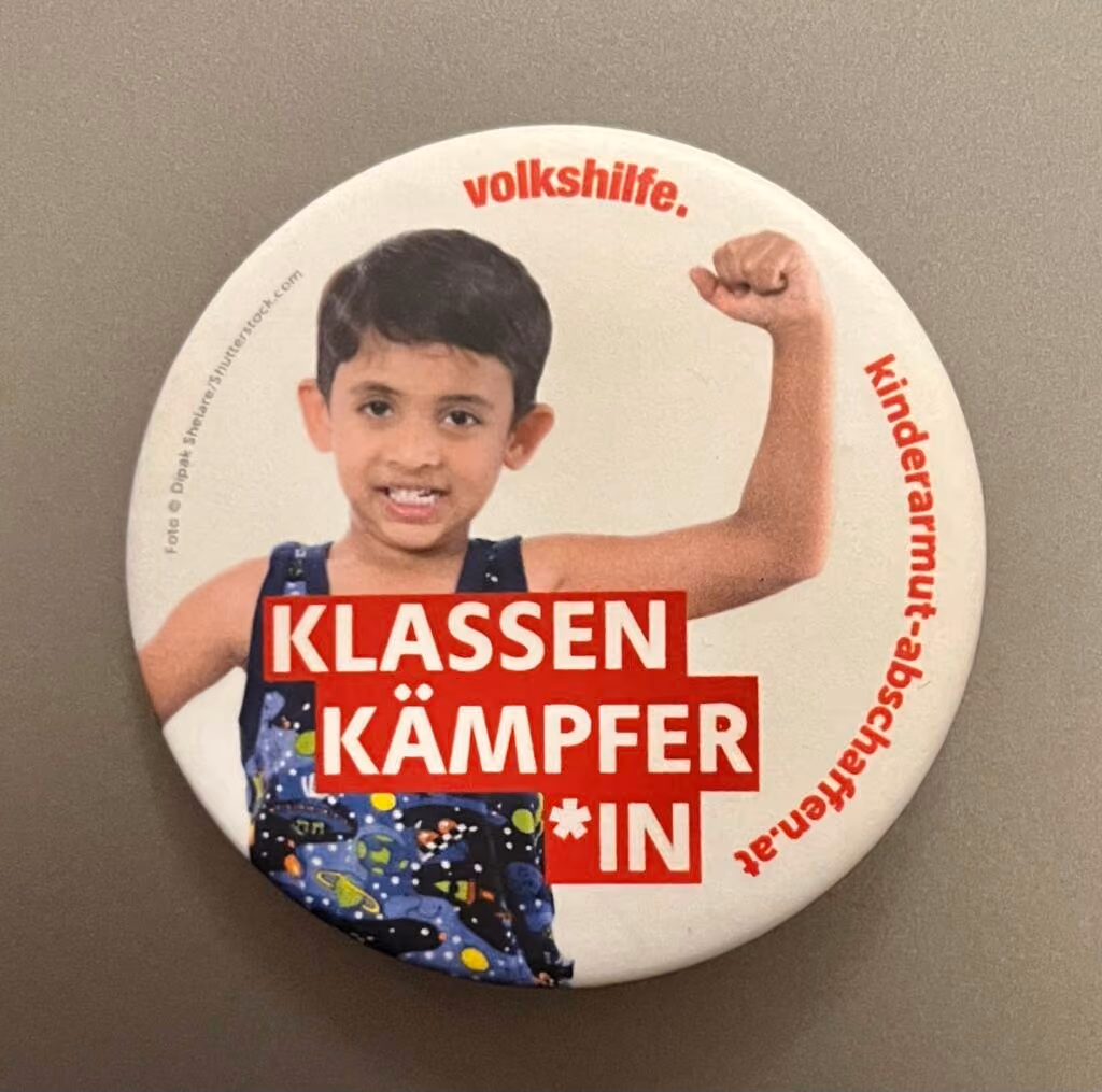 Volkshilfe - Klassenkämpfer*in - Kinderarmut abschaffen