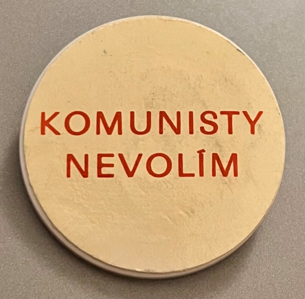 Komunisty Nevolim
