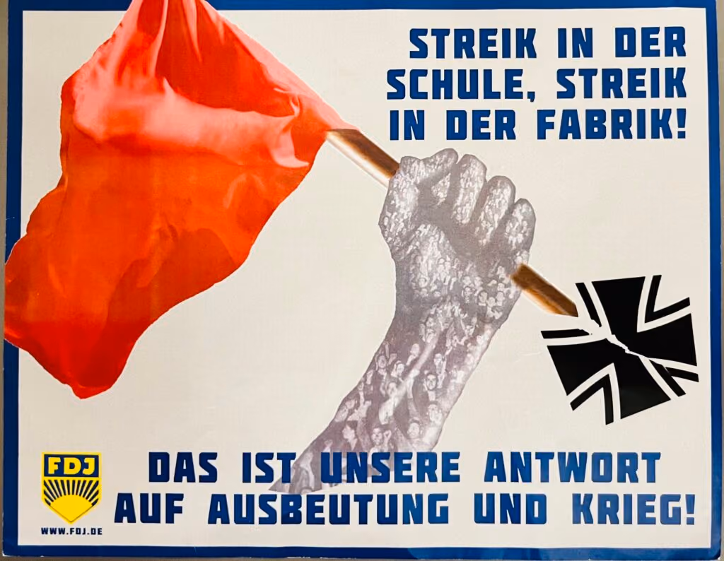 FDJ - Das ist unsere Antwort auf Ausbeutung und Krieg!