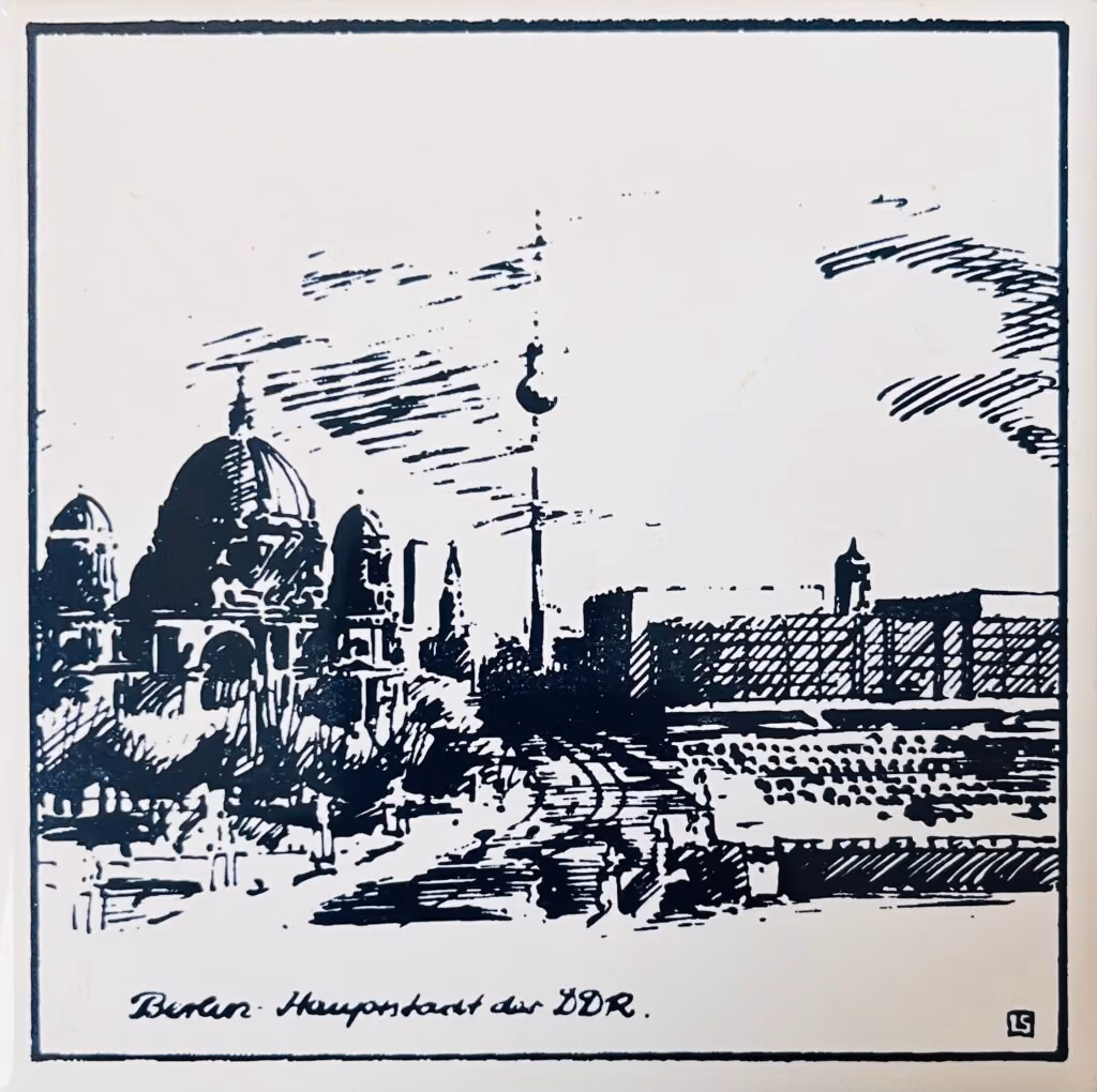 Berlin - Hauptstadt der DDR