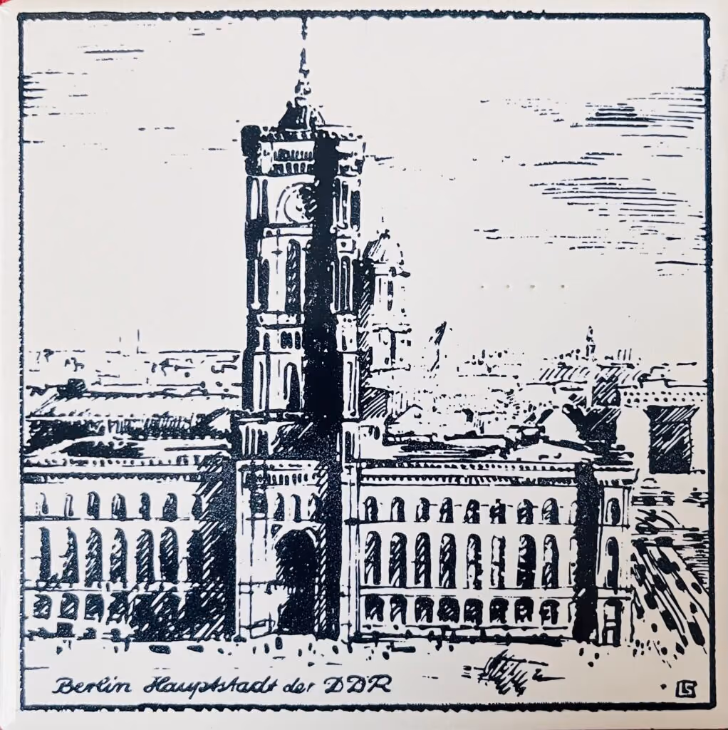 Berlin - Hauptstadt der DDR - Rotes Rathaus