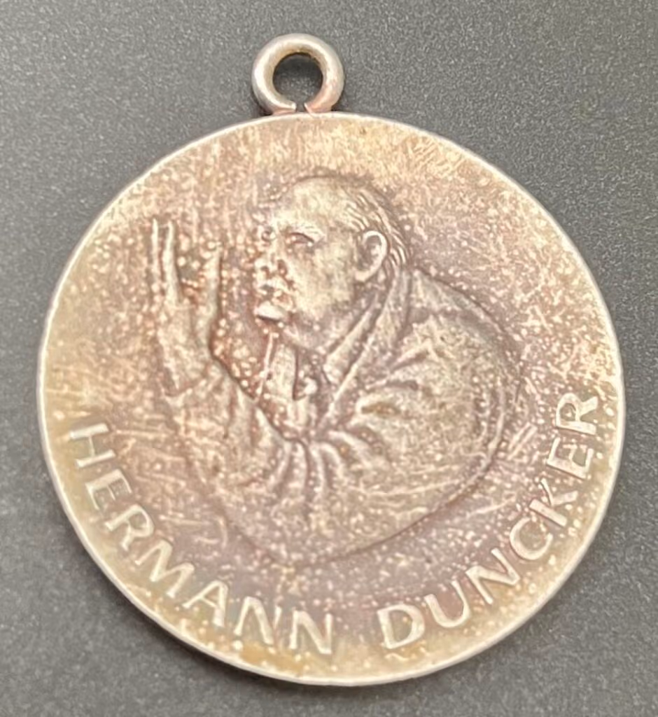 FDGB - Hermann Duncker Medaille