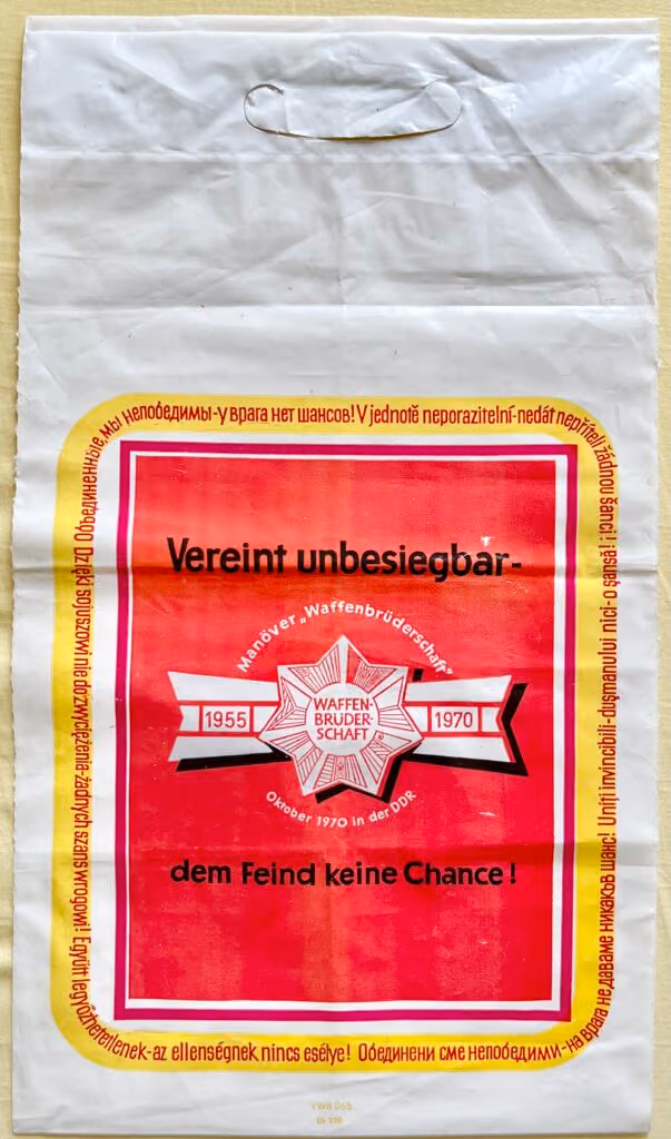 Vereint unbesiegbar - dem Feind keine Chance!