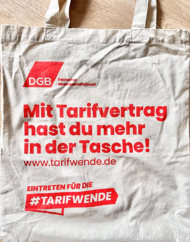DGB - Mit Tarifvertrag hast du mehr in der Tasche!