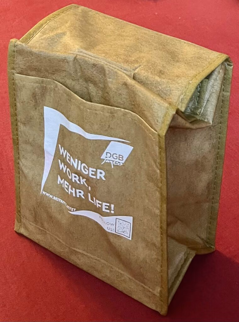 DGB-Jugend - Weniger Work , Mehr Life!