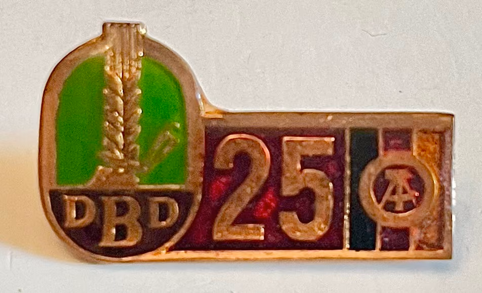 DBD - 25 Jahre Demokratische Bauernpartei Deutschlands