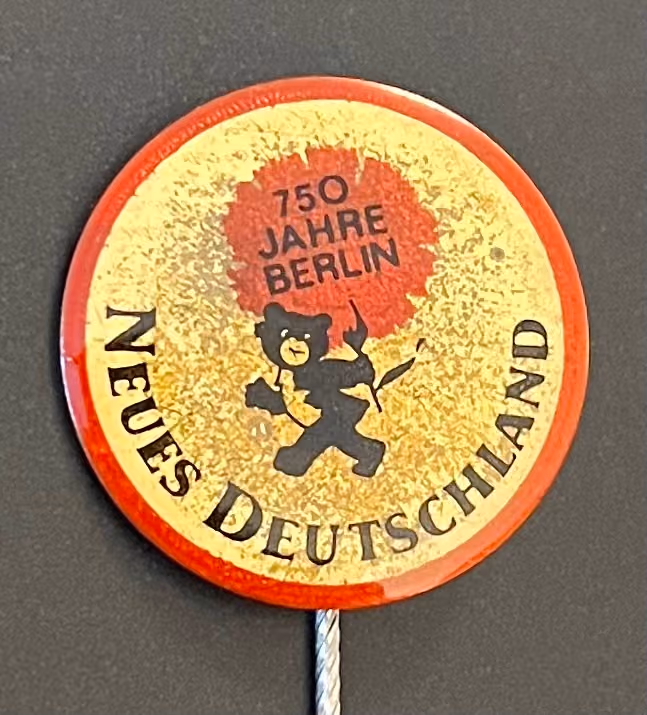 Neues Deutschland - 750 Jahre Berlin