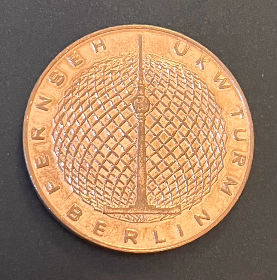 Berlin - Hauptstadt der DDR
