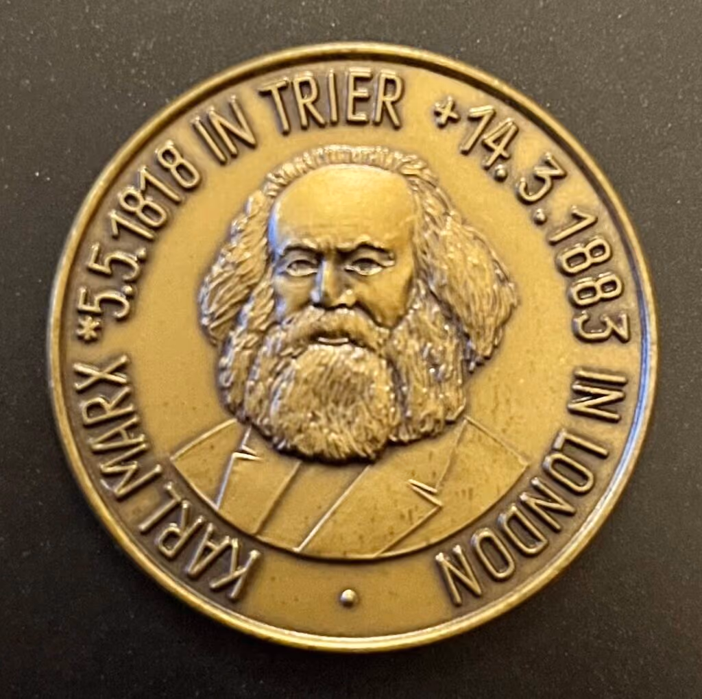 Karl Marx *5.5.1818 in Trier +14.3.1883 in London