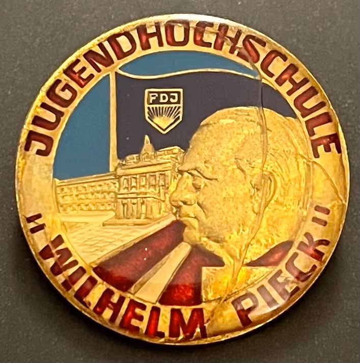 FDJ Jugendhochschule "Wilhelm Pieck"