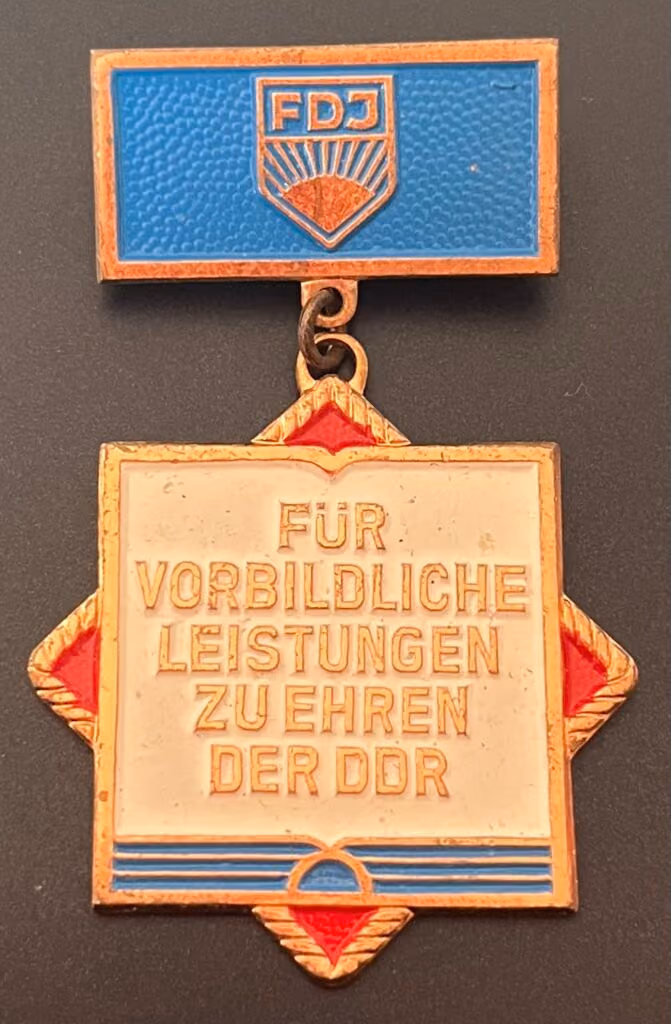 FDJ - Für vorbildliche Leistungen zu Ehren der DDR