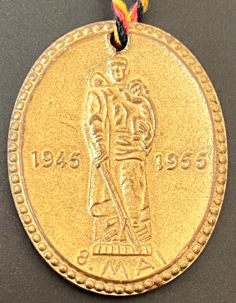 Tag der Befreiung - 8. Mai 1945-1975