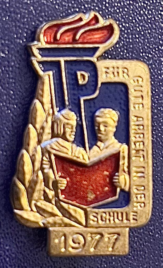 Thälmann-Pioniere - Für gute Arbeit in der Schule 1977