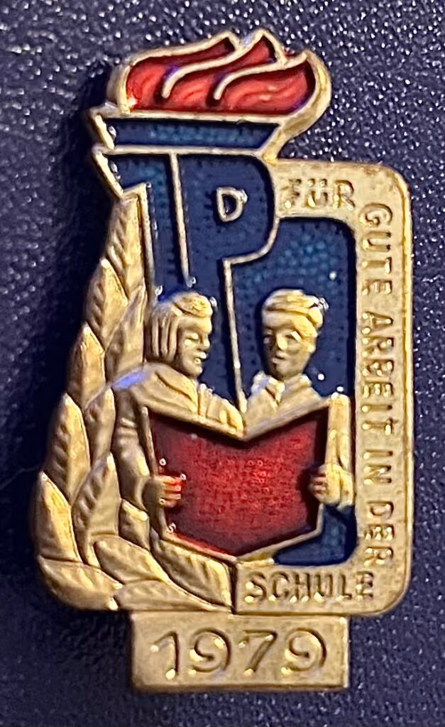 Thälmann-Pioniere - Für gute Arbeit in der Schule 1979