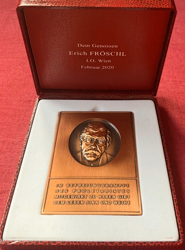 Victor Adler Plakette für Erich Fröschl