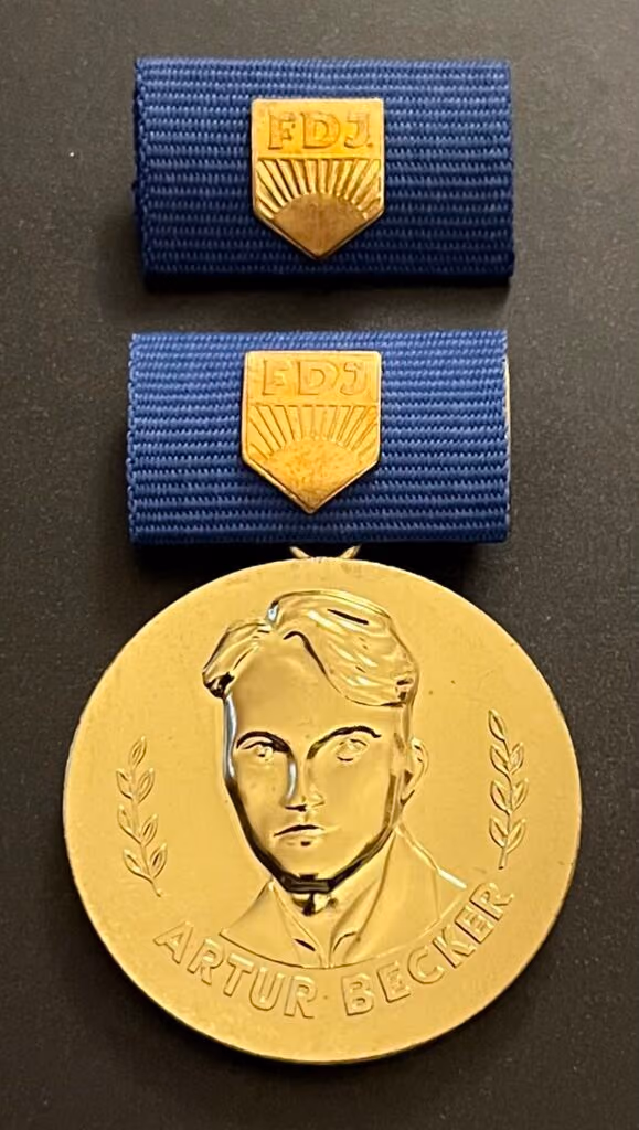 FDJ - Artur Becker Medaille - Gold