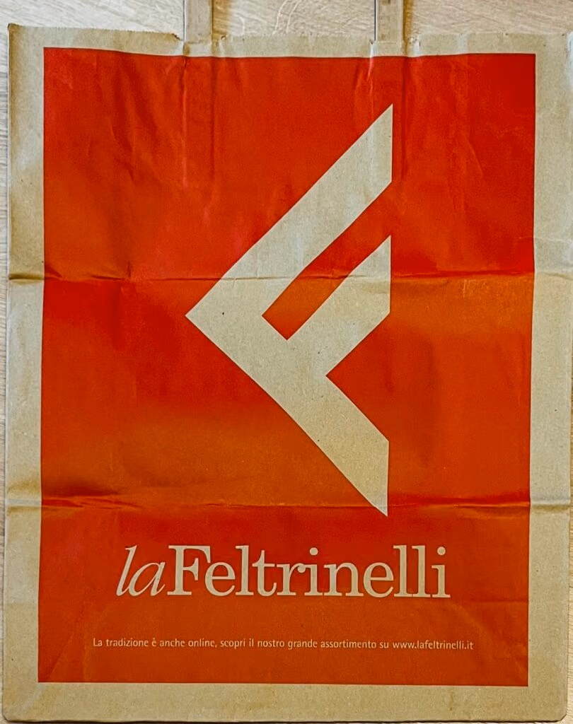 La Feltrinelli - Das Schöne an der Musik: sie trifft und tut nicht weh - Bob Marley