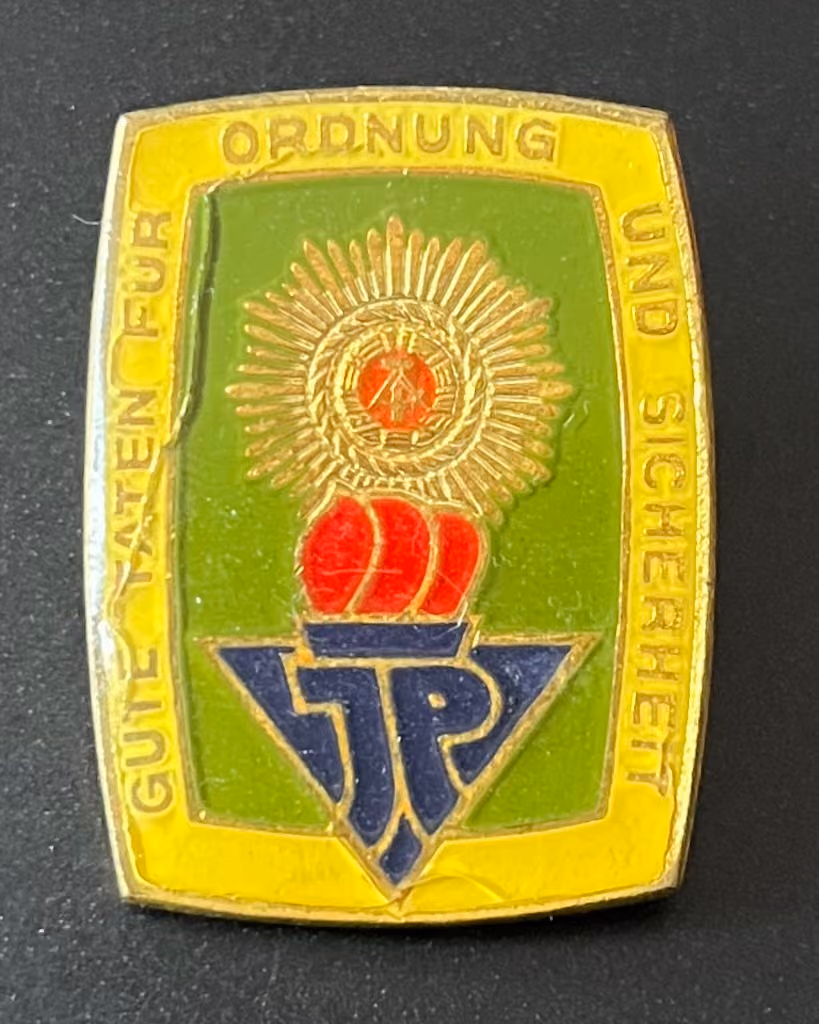 Thälmannpioniere - Gute Taten für Ordnung und Sicherheit