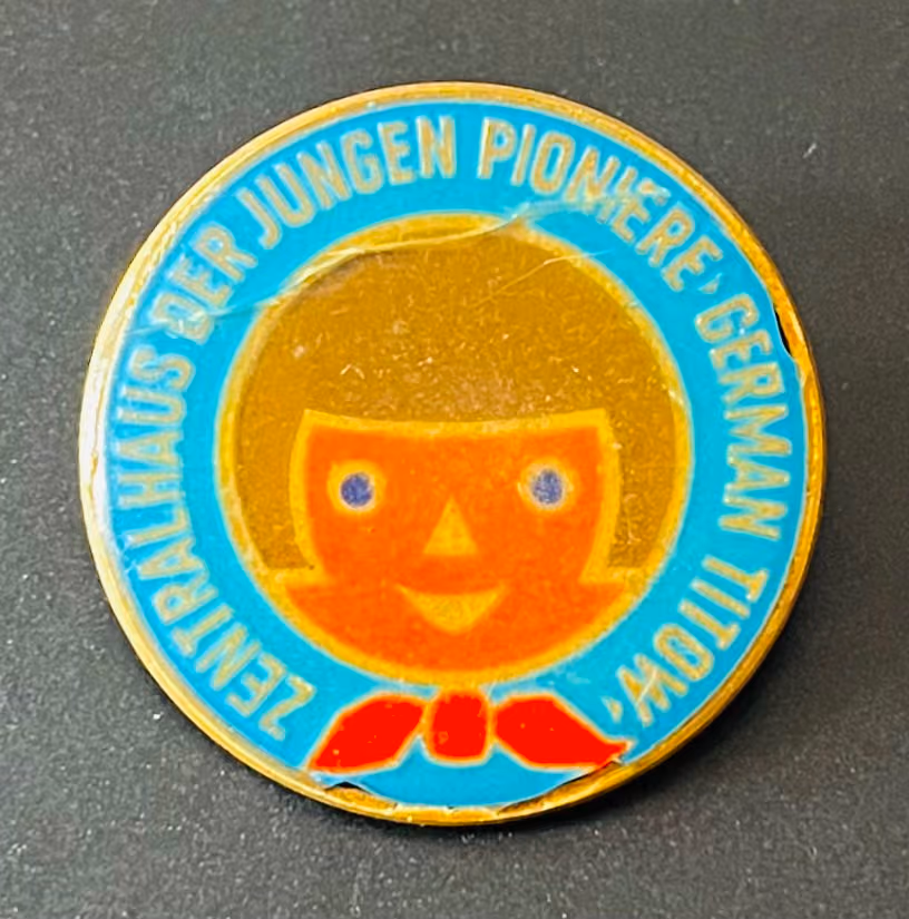 Zentralhaus der Jungen Pioniere German Titow