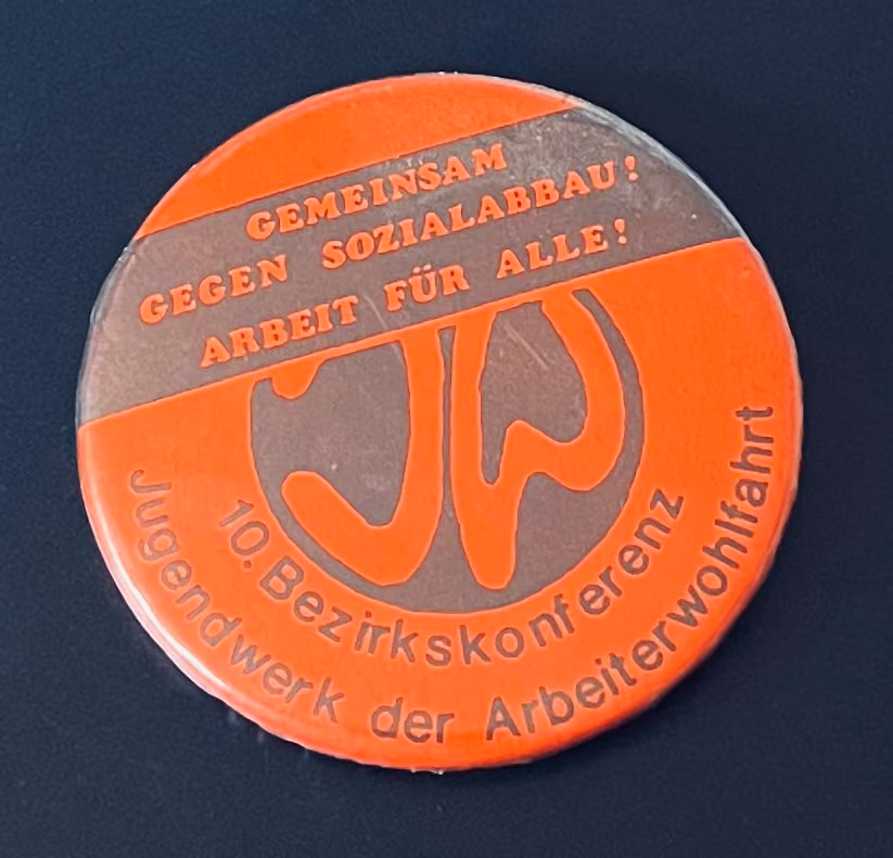 JW - 10. Bezirkskonferenz - Gemeinsam gegen Sozialabbau! Arbeit für alle!