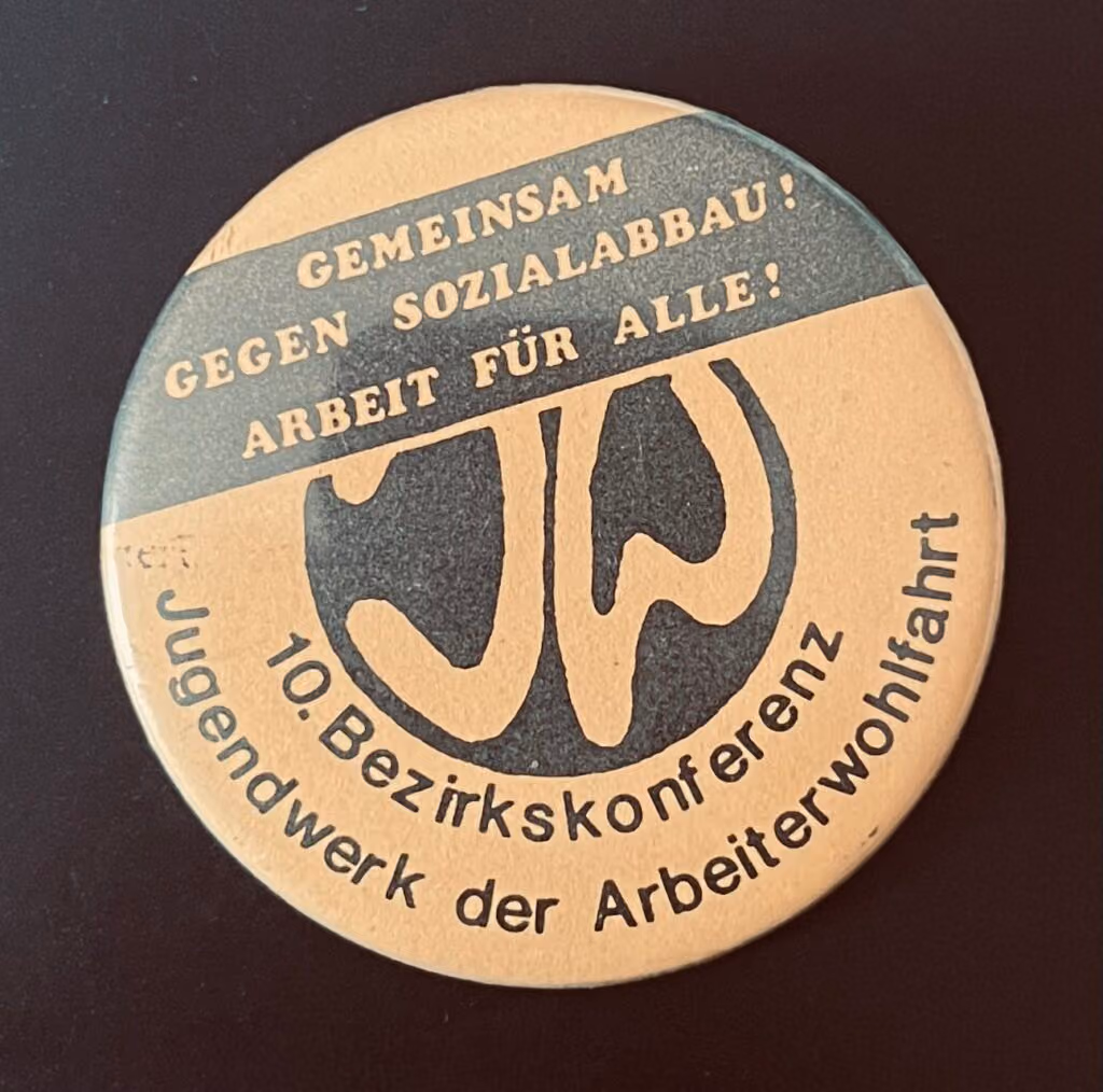 JW - 10. Bezirkskonferenz - Gemeinsam gegen Sozialabbau! Arbeit für alle!