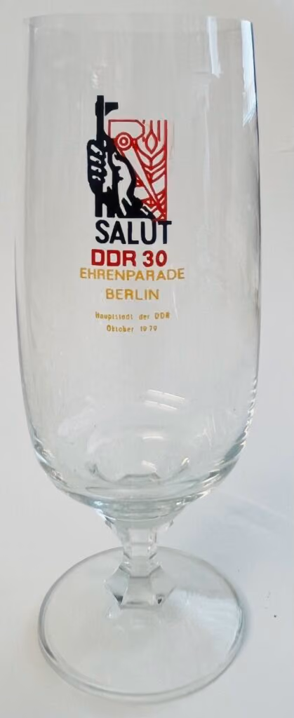Salut DDR 30 - Ehrenparade Berlin