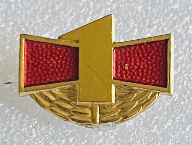 Thälmann-Pioniere - Goldene Eins