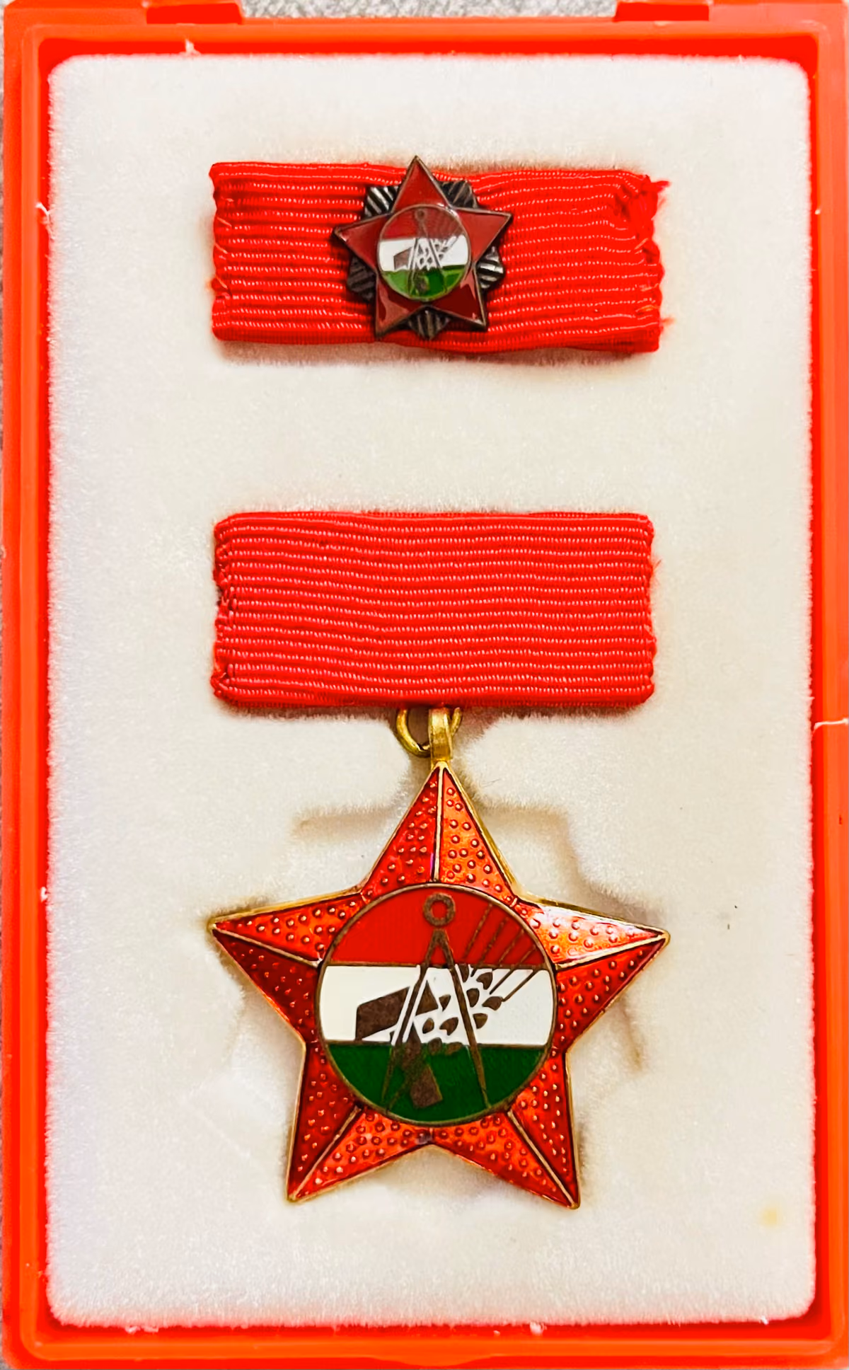 SZOT - Goldmedaille des Gewerkschaftspräsidiums