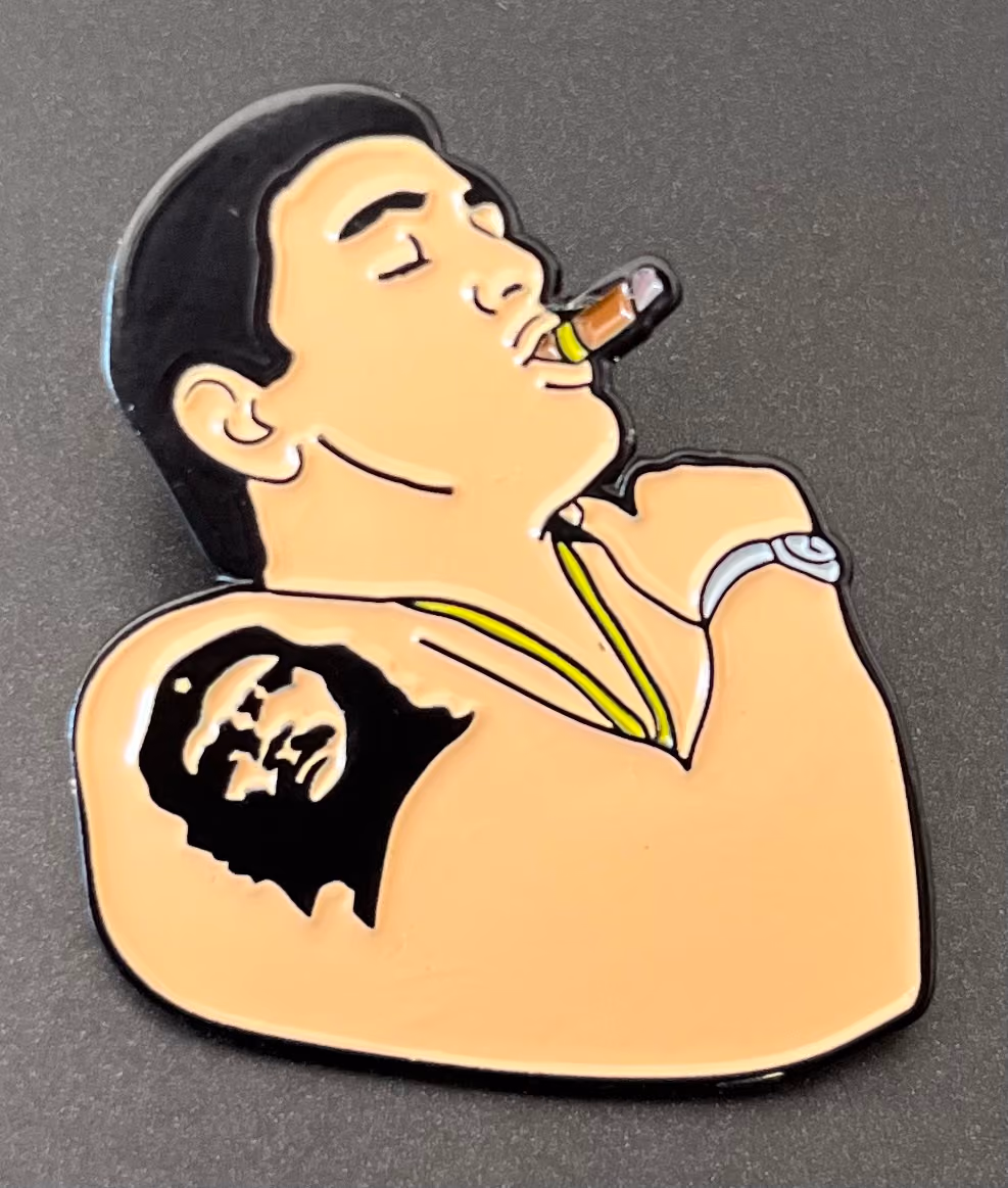 Diego Maradona mit Che Guevara Tatoo