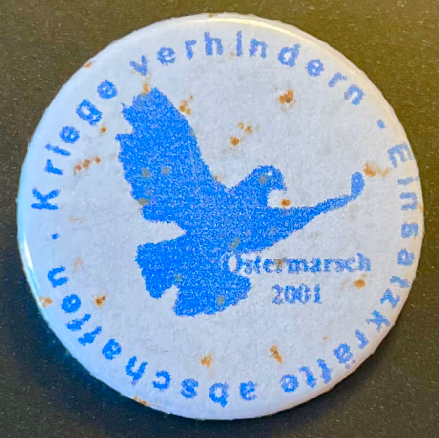 Kriege verhindern - Einsatzkräfte abschaffen - Ostermarsch 2001