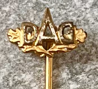 DAG - Ehrennadel