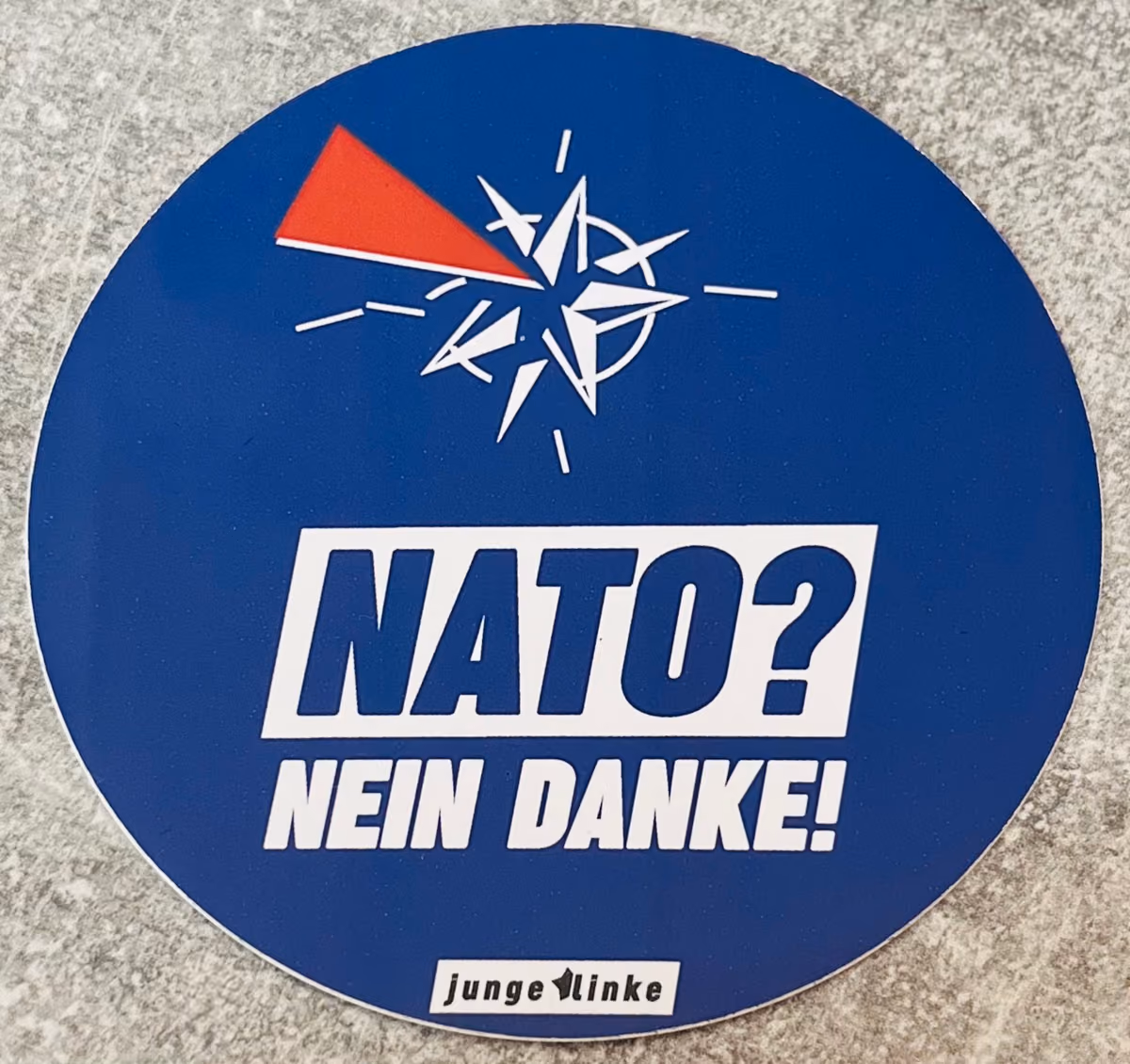 Junge Linke - NATO? Nein Danke!
