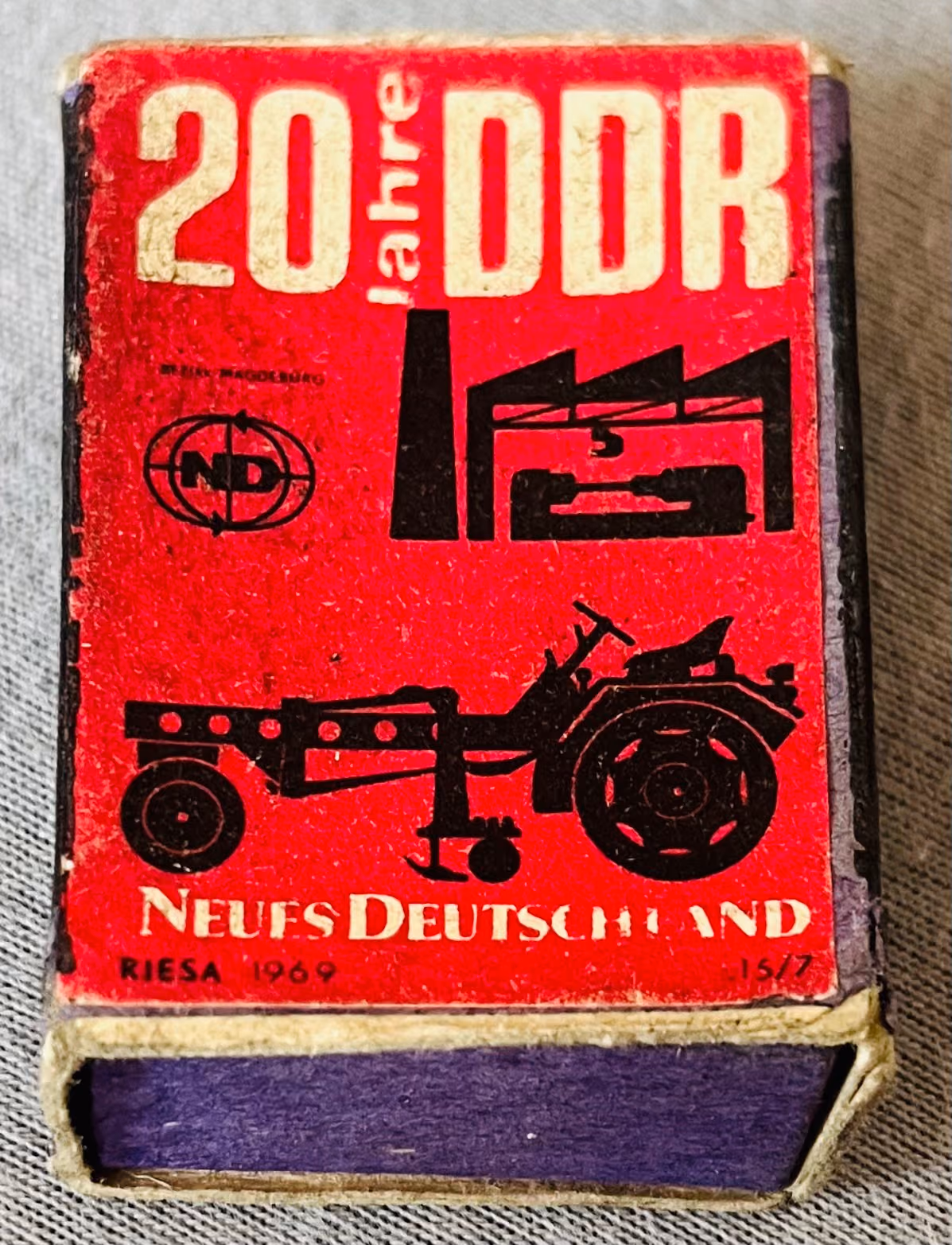 Neues Deutschland - 20 Jahre DDR