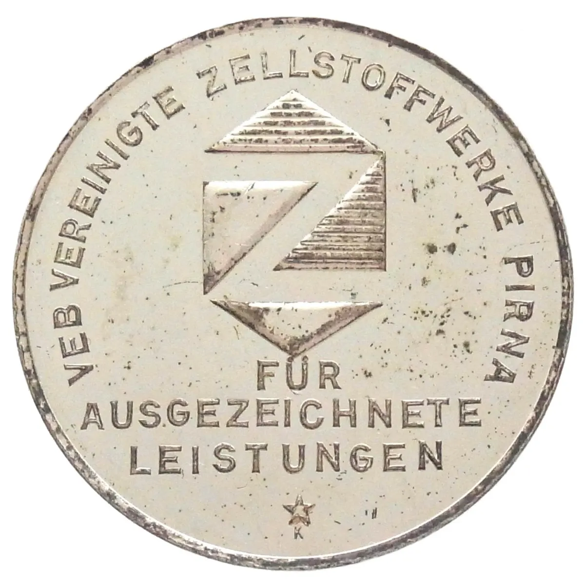 VEB Vereinigte Zellstoffwerke Pirna - Für ausgezeichnete Leistungen