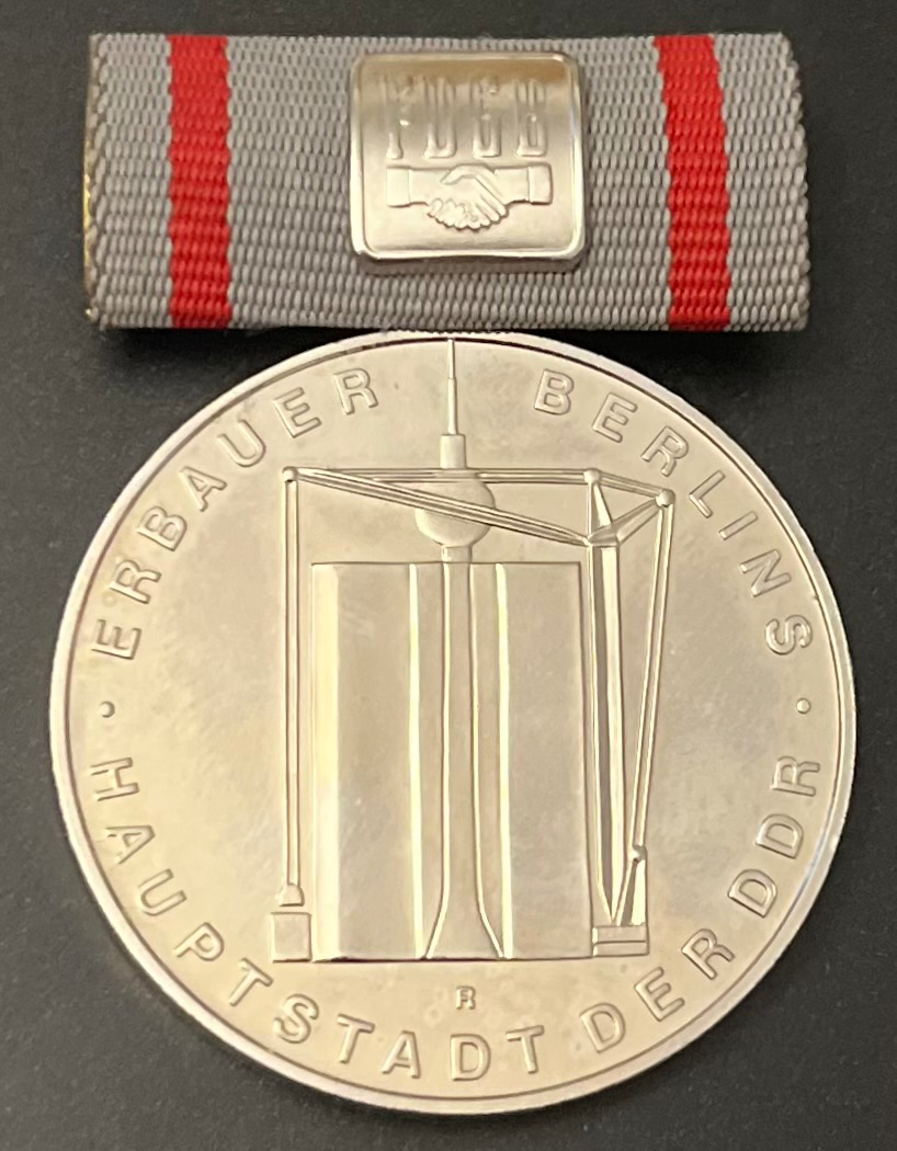 FDGB - Erbauer Berlins, Hauptstadt der DDR