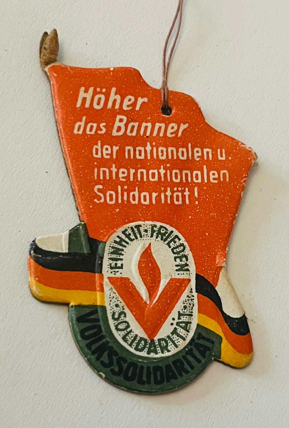 Volkssolidarität - Höher das Banner der nationalen und internationalen Solidarität!