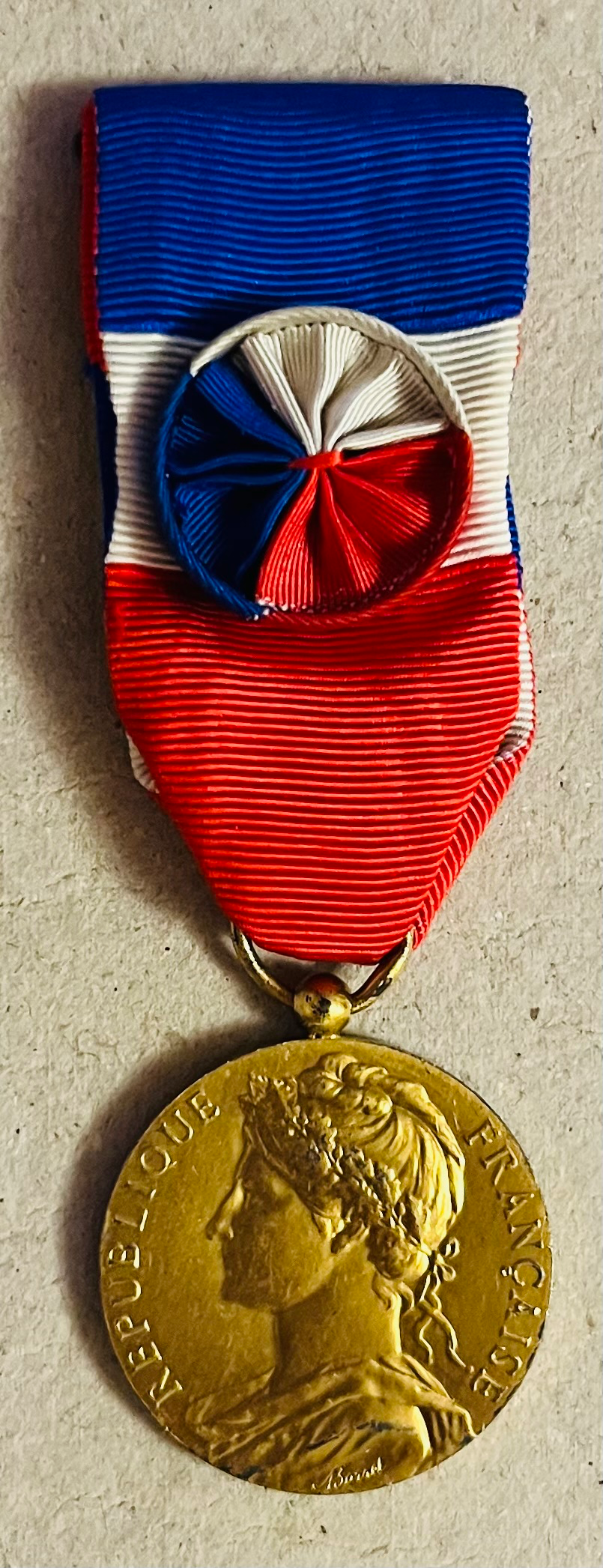 Honneur Travail - P. Pilard 1973