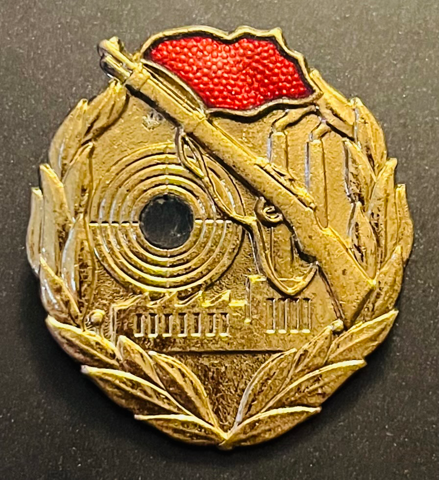 Kampfgruppen der Arbeiterklasse - Schießabzeichen in Gold