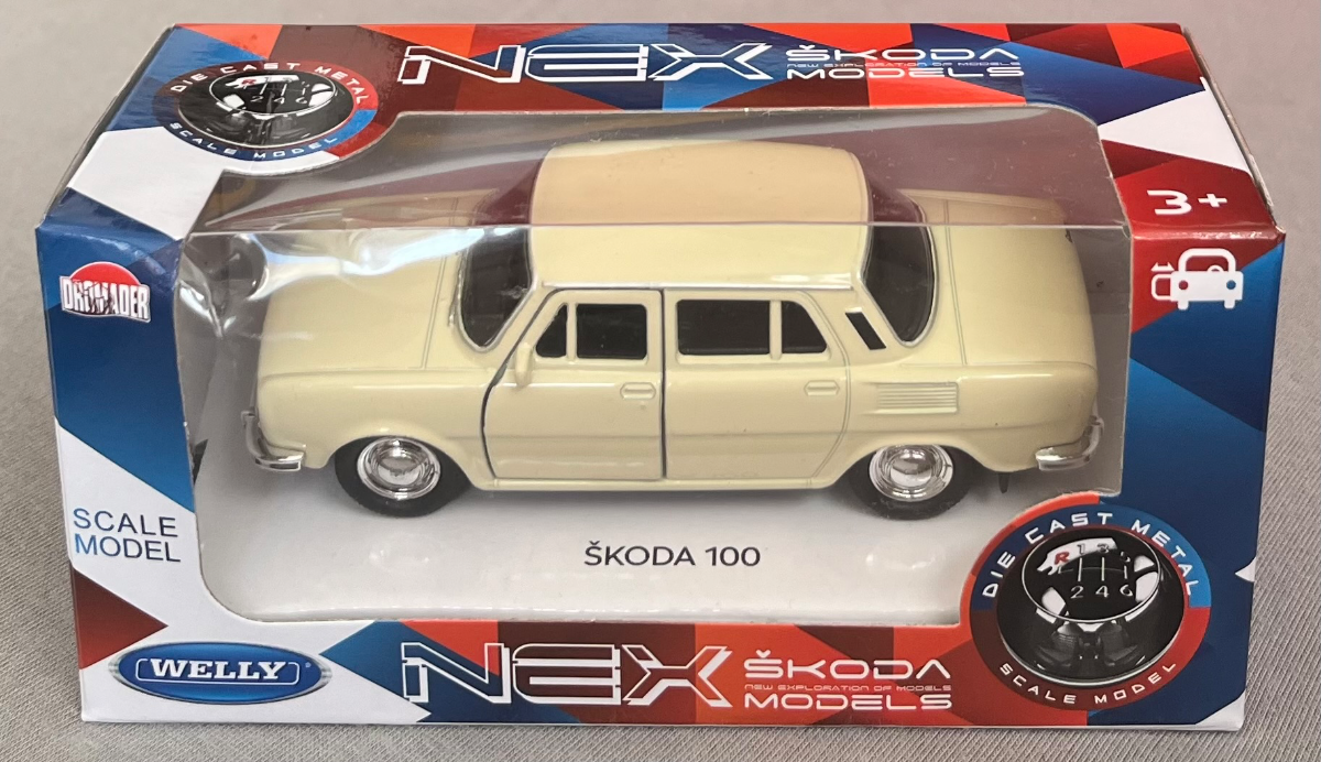 Skoda 100